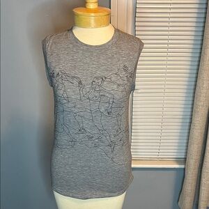 Oiselle Gray Graphic Muscle Tee